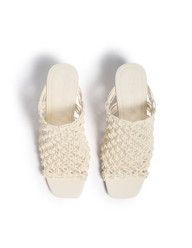 BELLA